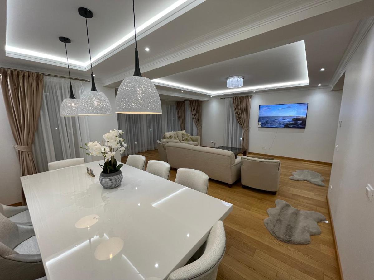 Sunny House Villa Сучеава Екстериор снимка
