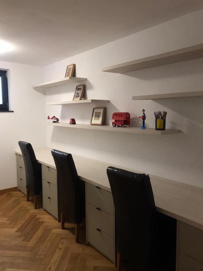 Sunny House Villa Сучеава Екстериор снимка