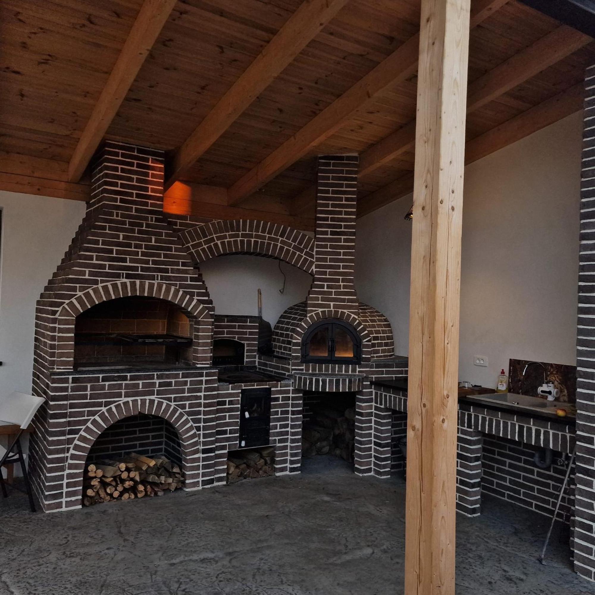 Sunny House Villa Сучеава Екстериор снимка